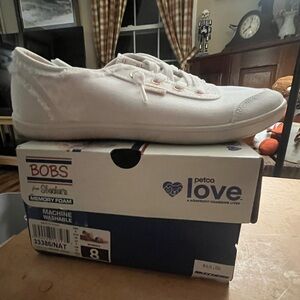 EUC Bob’s by Skechers White Women’s Sneakers